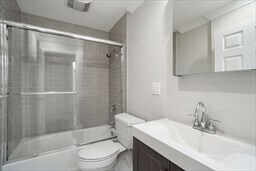 Foto del edificio - 841 Parker St