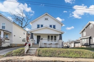 Building Photo - 917 Carpenter St
