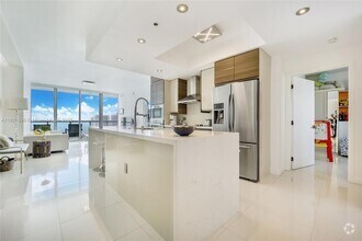 Building Photo - 888 Biscayne Blvd