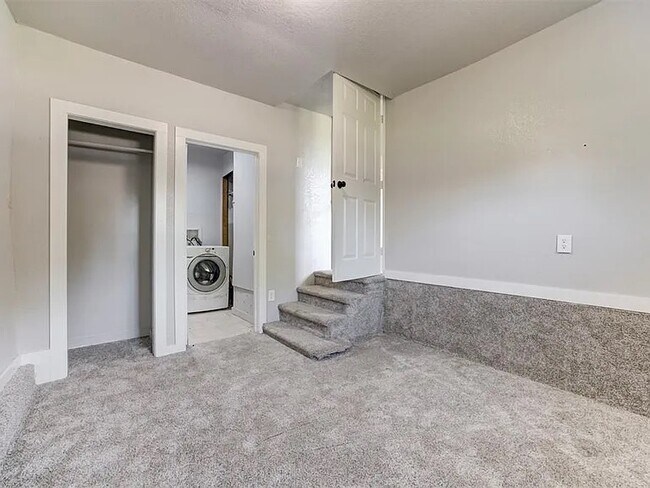 Foto del edificio - 2109 NE 15th St