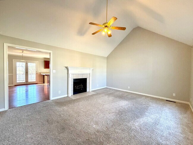 Building Photo - 1636 Cedar Springs Cir