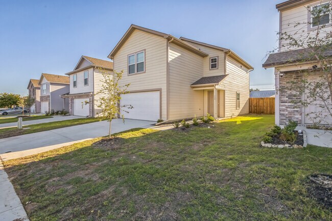 Building Photo - 7348 Tin Star Dr
