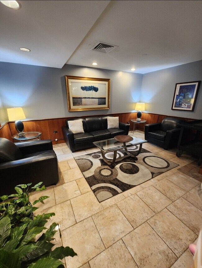 Foto del edificio - 6030 N Sheridan Rd