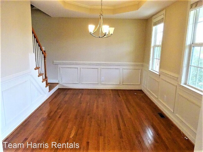 Building Photo - 3 br, 2.5 bath House - 121 Reece Drive