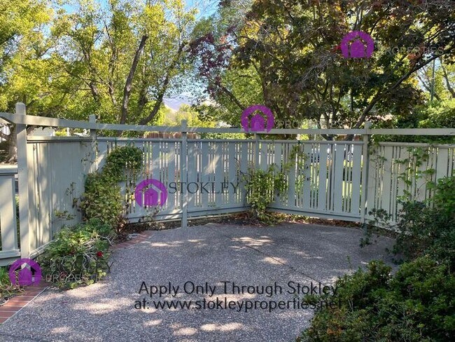 Building Photo - Stokley Properties Presents 823 Wiget Lane...