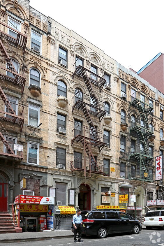 Primary Photo - 17 Eldridge St