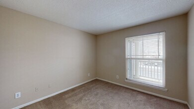 Interior Photo - Wellington Place at Olde Town