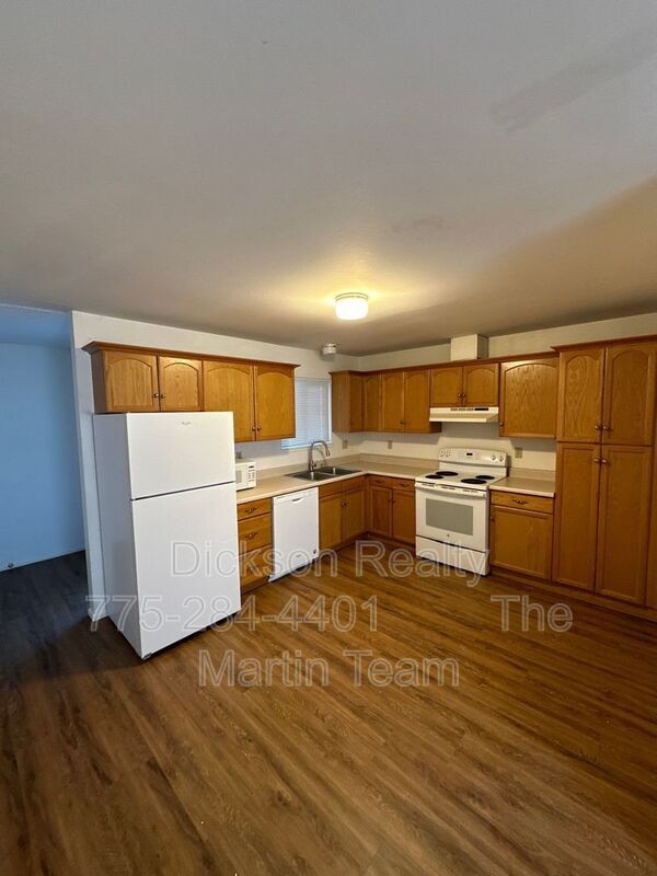 Building Photo - 2605 Valmar Pl