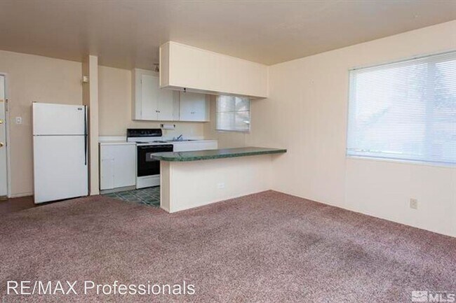Building Photo - 1 br, 1 bath House - 1060 Wilson Ave #C