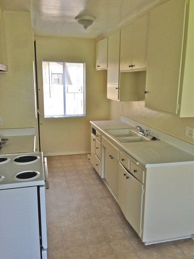 Building Photo - 915 Mount Olive Dr
