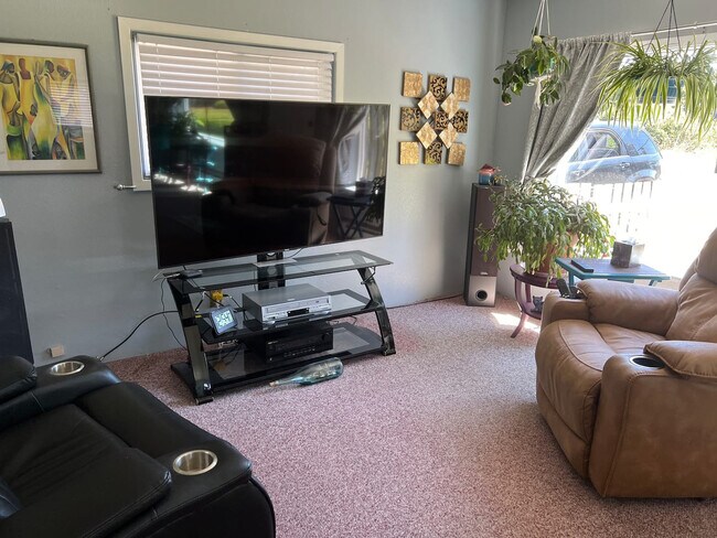 Foto del edificio - 90805 Libby Ln