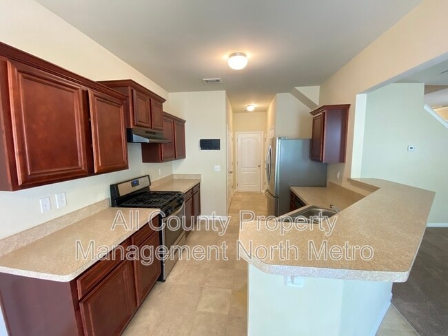 Photo - 114 Kasey Dr House