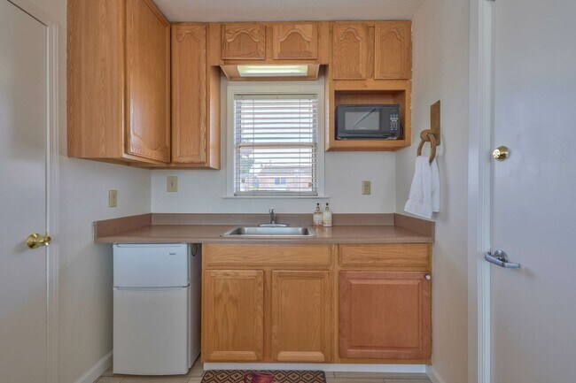 Foto del edificio - Charming Full 180 degree Ocean View Studio
