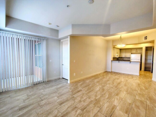 Building Photo - Manhattan - Guard Gated Community