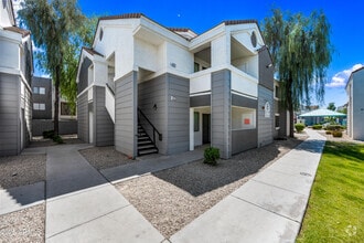 Building Photo - 3065 N 67th Ave