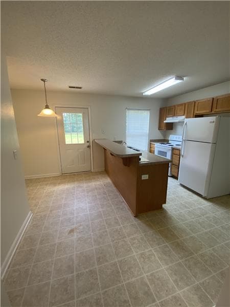 Foto del edificio - 417 Shadowbrook Cir