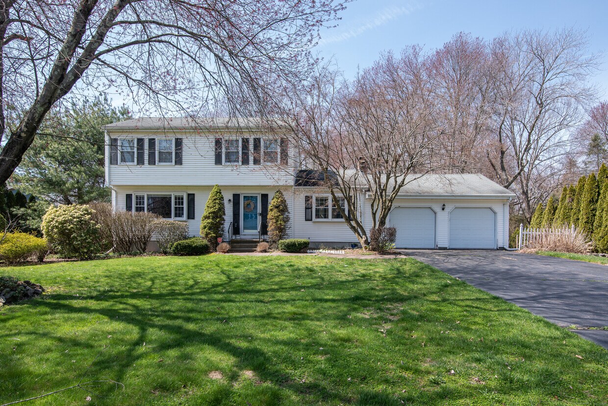 Primary Photo - 29 Buckland Way