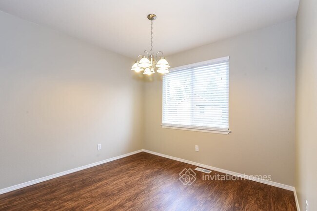 Foto del edificio - 1809 82nd Ave NE