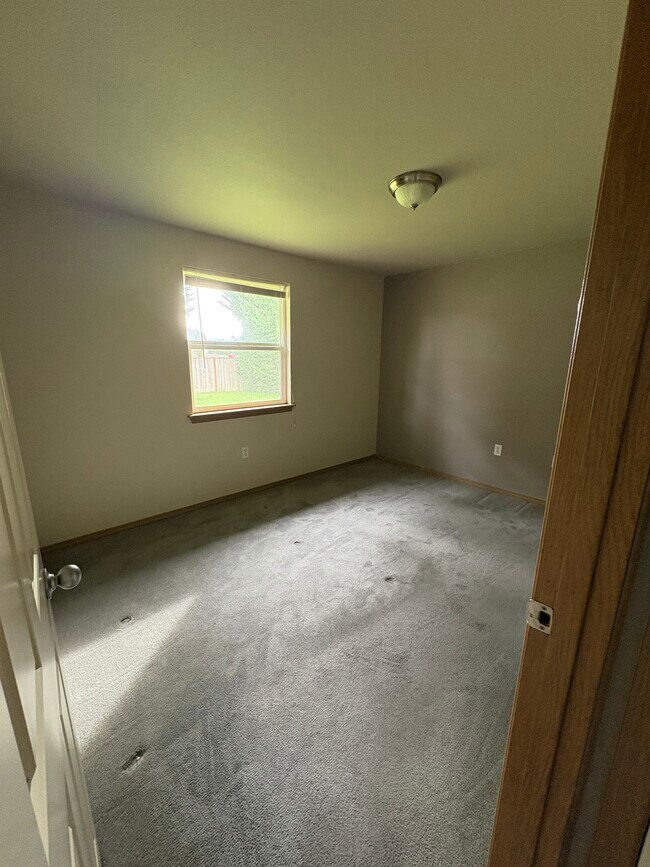 Dormitorio 1 - 14714 176th St E