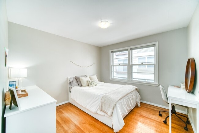 Building Photo - 1066-1066 Tower Rd