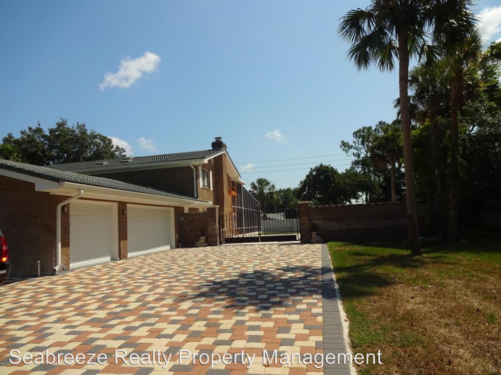 Primary Photo - 433 Pelican Bay Dr