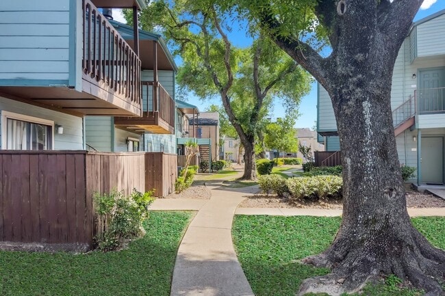 Building Photo - Waters at Westchase Apartments