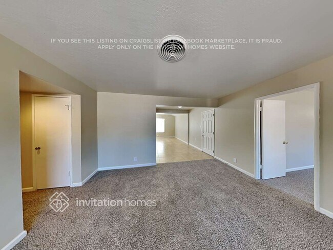 Building Photo - 8837 Sunnybrook Ln