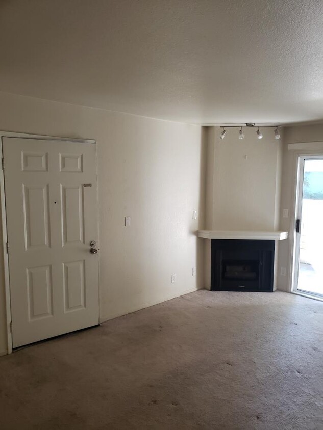 Primary Photo - 2658 Somerset Park Cir