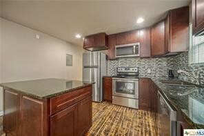 Primary Photo - 212 E Bryce Ave