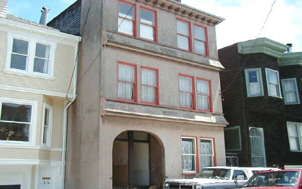 Building Photo - 162 5th Ave