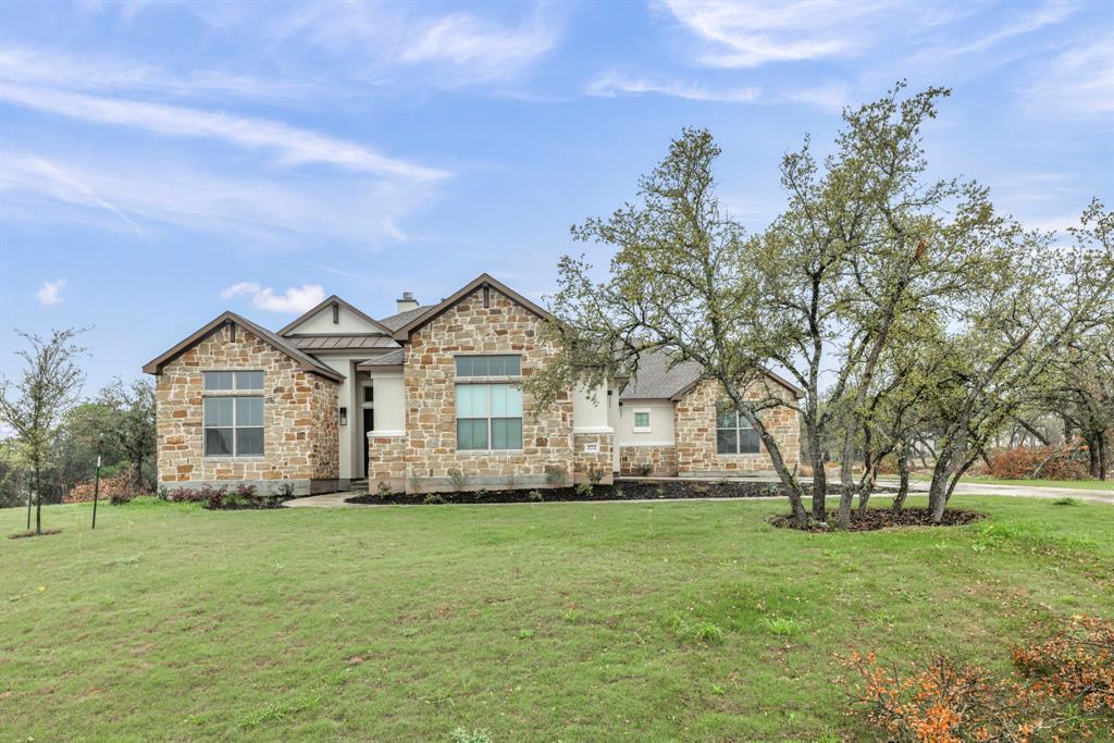 Foto principal - 272 Wellborn Rd