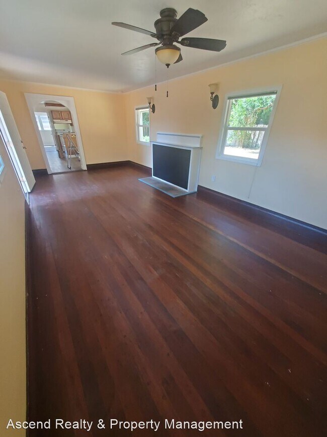 Foto del edificio - 3 br, 1 bath House - 11221 SW 105th Place