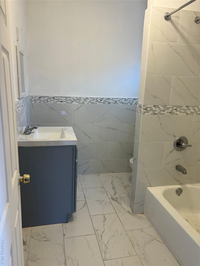 Foto del edificio - 3141 Kingsbridge Terrace