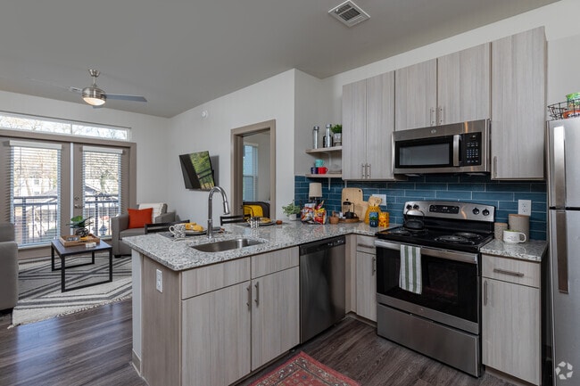 2BR, 2BA - 768SF - Kitchen - Catalyst Midtown Apartments