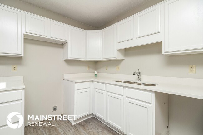 Foto del edificio - 4419 Kings Valley Cove W