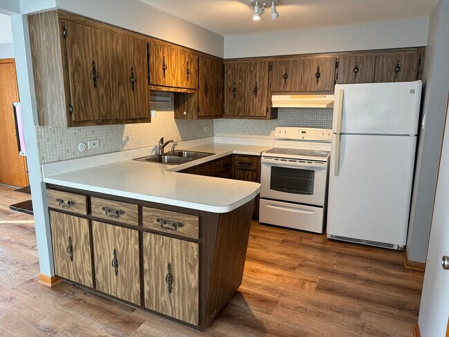 Foto del edificio - 5753 S Kenton Ave