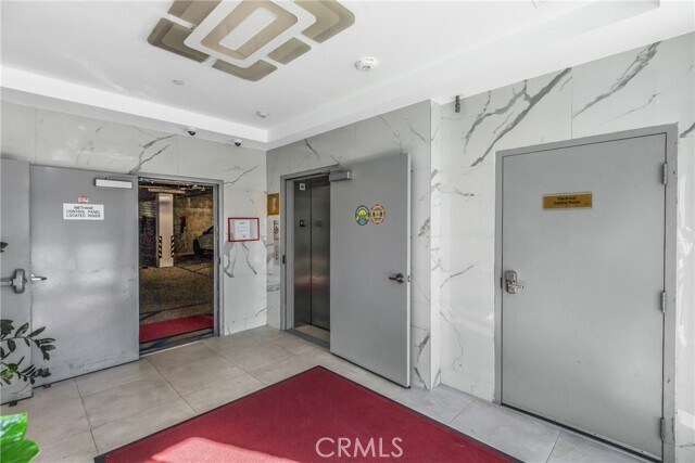 Foto del edificio - 2939 Leeward Ave