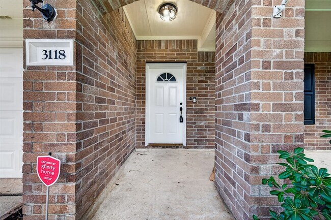Building Photo - 3118 Aylesworth Ct