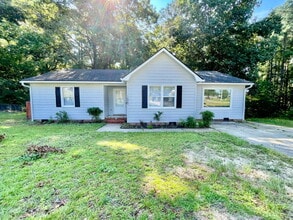 Building Photo - 1505 Diamond Rd