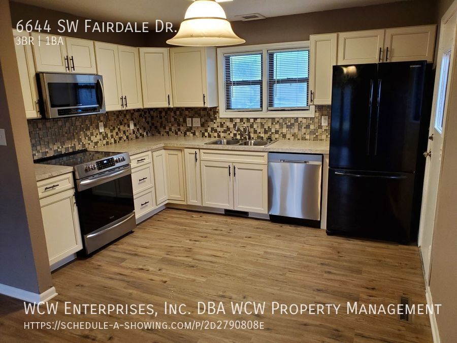 Very nice, updated 3BR Duplex with full un... House for Rent in