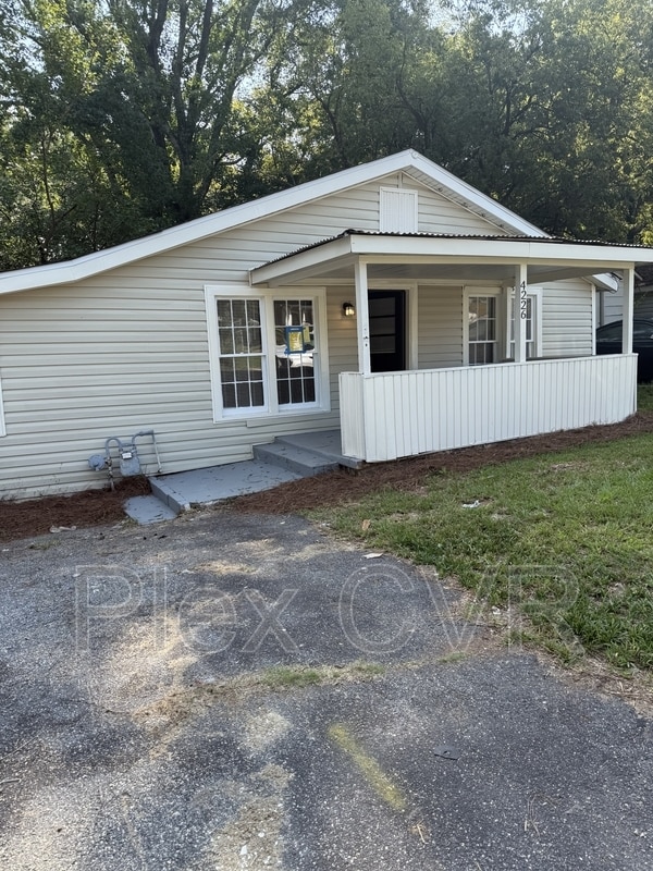 Building Photo - 4226 Oates Ave
