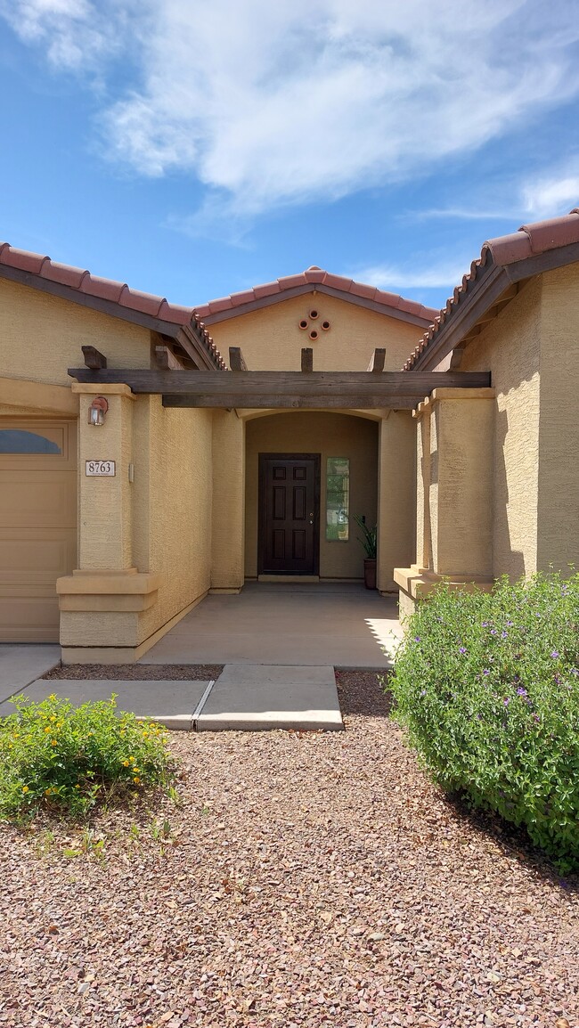 Entry - 8763 W State Ave