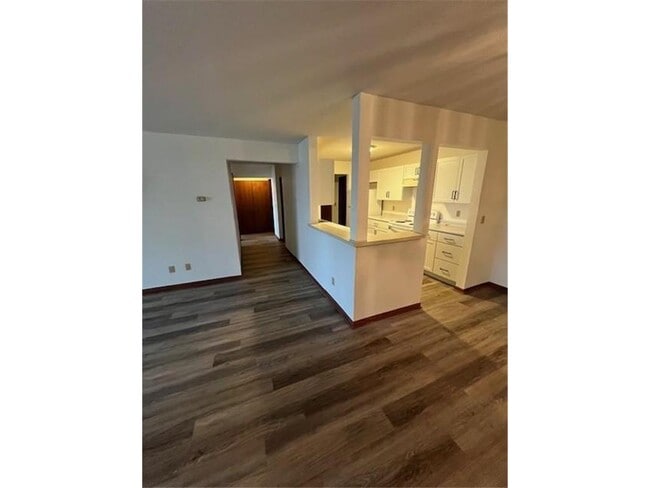 Building Photo - 4625 Minnetonka Blvd