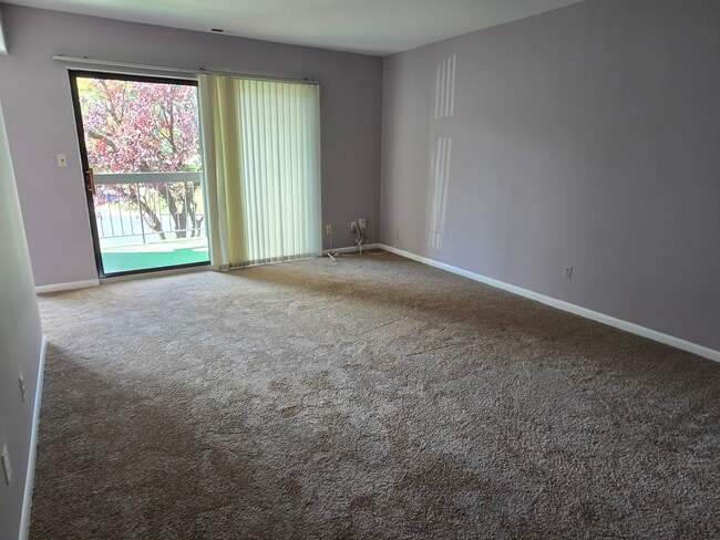 Living Room - 3 Mullingar Ct