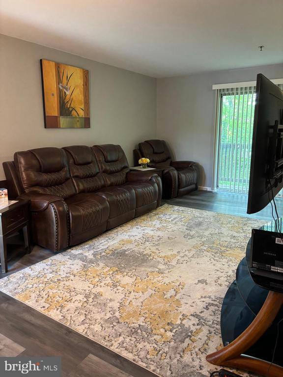 Foto del edificio - 216 Highland Blvd