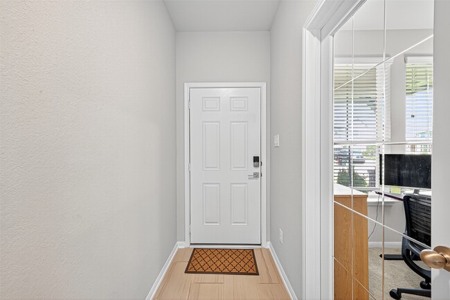 Building Photo - 21319 Tropisea Dr