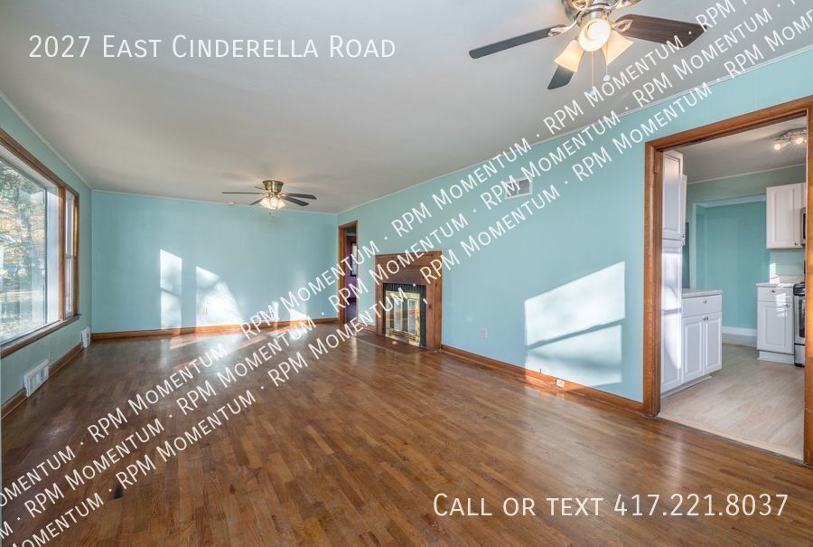Primary Photo - 2027 E Cinderella St