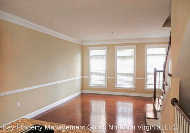 Foto del edificio - 3 br, 3.5 bath House - 411 GEORGE MASON DR...