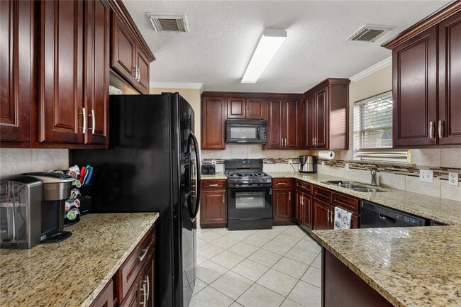 Building Photo - 2019 Whirlaway Dr