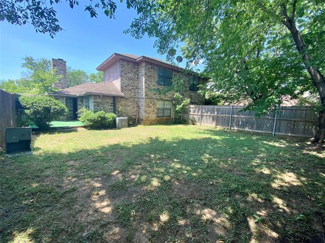 Foto del edificio - 804 Betty Ct